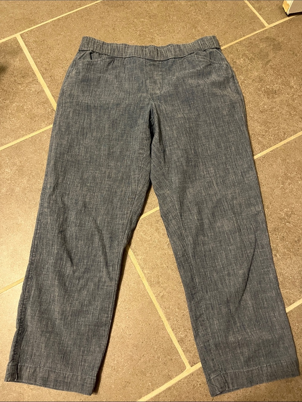 Lands' End women’s 4p Elastic-Waist Chambray Pants in Heather Blue